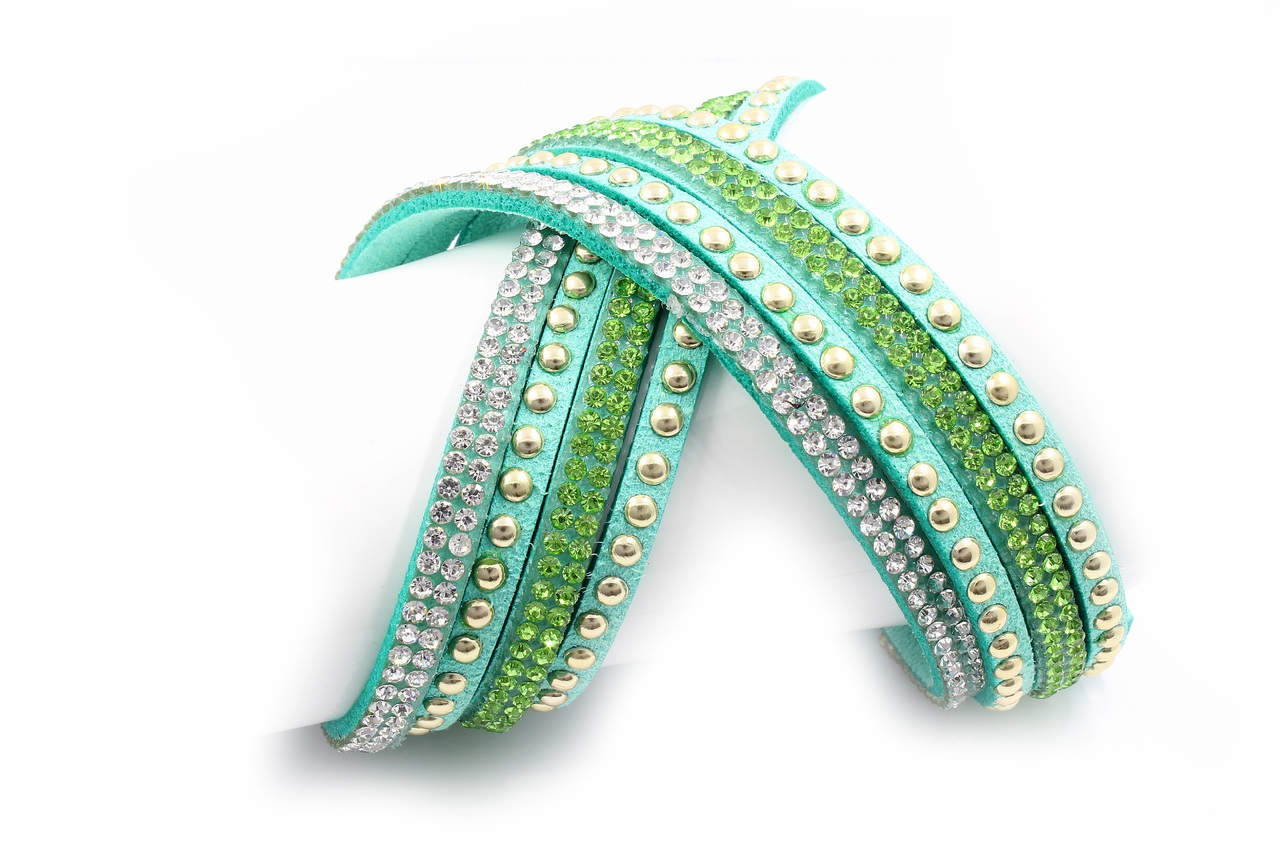 hand-white-isolated-steel-gift-decoration-1069893-pxhere.com